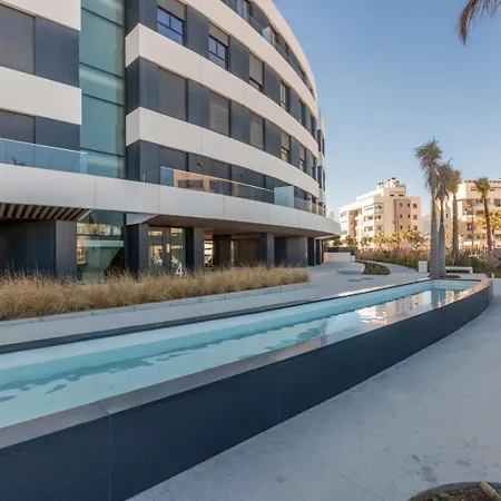 Apartamento Vivi Homes - Galatea Pool, Gym, Sauna & Torremolinos